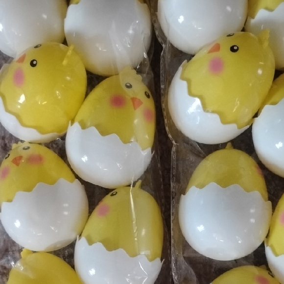 Easter Egg Party Supplies - - Picture 3 of 3